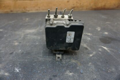 Anti Lock Brake Pump Module 92147283 92174554 OEM Pontiac GTO 04-06 - Image 2