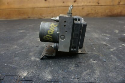 Anti Lock Brake Pump Module 92147283 92174554 OEM Pontiac GTO 04-06 - Image 3