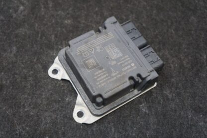 SRS Restraint Diagnostic Control Module 1872985-00-A Tesla Cybertruck 24 *Note - Image 4