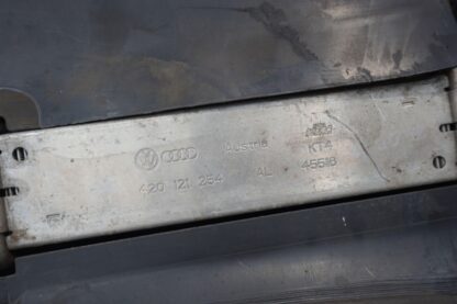 Front Center Radiator Assembly w/ Air Duct OEM 420121254A Audi R8 2008-15 *Note - Image 7