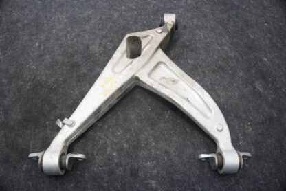 Rear Suspension Right Lower Control Arm 11B1795CP OEM McLaren 570S 2018 - Image 3