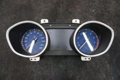 Speedometer Instrument Gauge Cluster OEM 670109018 Maserati Ghibli 2017+