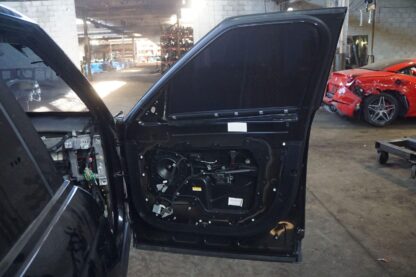 Front Right Door Assembly OEM LR044226 Land Range Rover Sport L494 2014-22 - Image 7