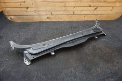 Front Windshield Wiper Cowl Vent Panel 80065300 Maserati GranTurismo S 2008-17+ - Image 2