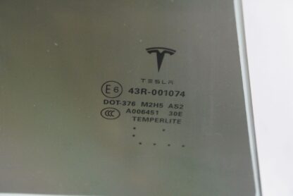 Rear Right Door Window Glass OEM Tesla Model S 2015 - Image 3