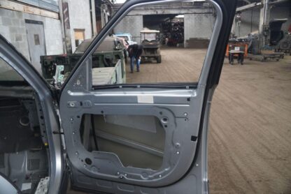 Front Right Passenger Door Shell Indus Silver LR036399 Range Rover L405 2013-22 - Image 4