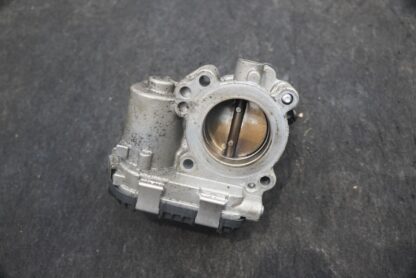 Throttle Body Valve 2.9L 9A713306220 06M133062J OEM Porsche Panamera 971 2017-23 - Image 3