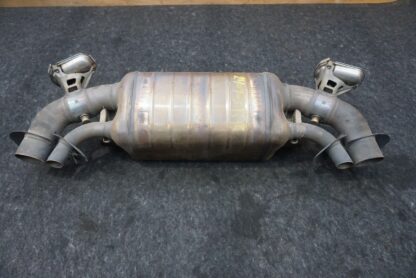 Rear Center Exhaust System Muffler 992251057 Porsche 911 Turbo S 992 2021-24 - Image 7