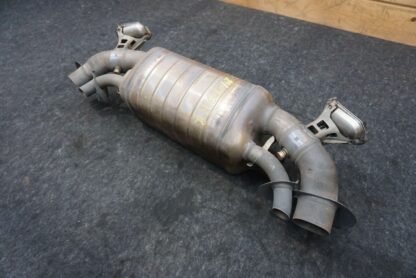 Rear Center Exhaust System Muffler 992251057 Porsche 911 Turbo S 992 2021-24 - Image 8