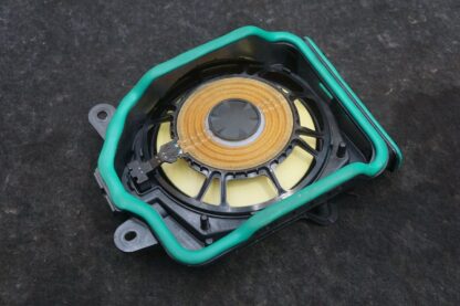 Front Left Subwoofer Speaker OEM 65136801099 Bmw 7 Series 750i G12 16-19 *Note* - Image 2