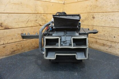HVAC Climate Heater Evaporator Core Duct Assembly 4F0820103 OEM Audi R8 2008-15