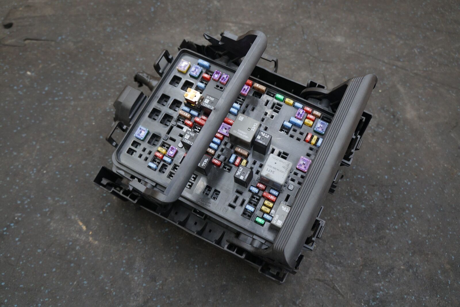 Chevy Fuse Relay Box - Wiring Diagram