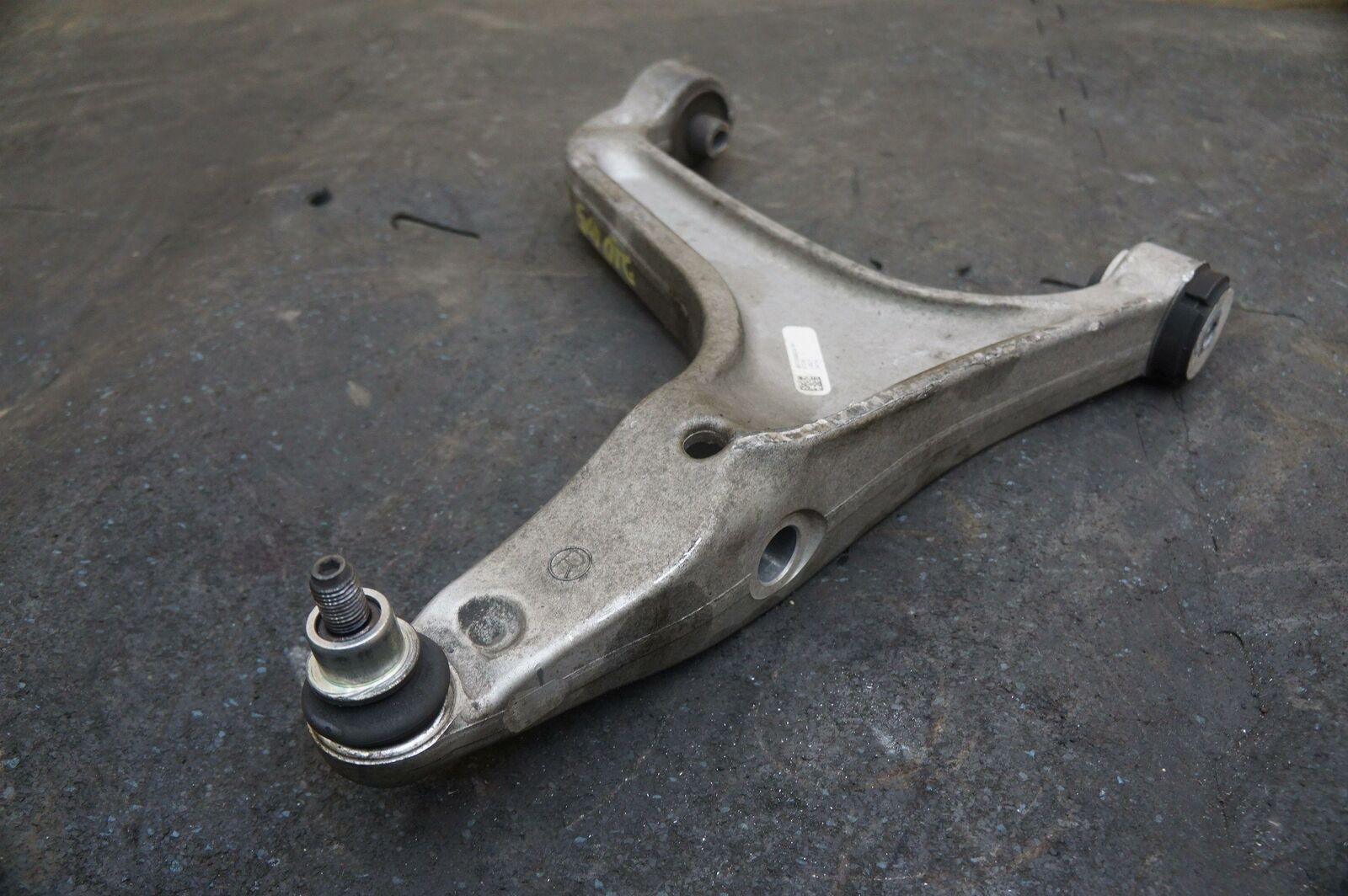 Front Right Side Lower Control Arm 670107801 OEM Maserati Quattroporte ...