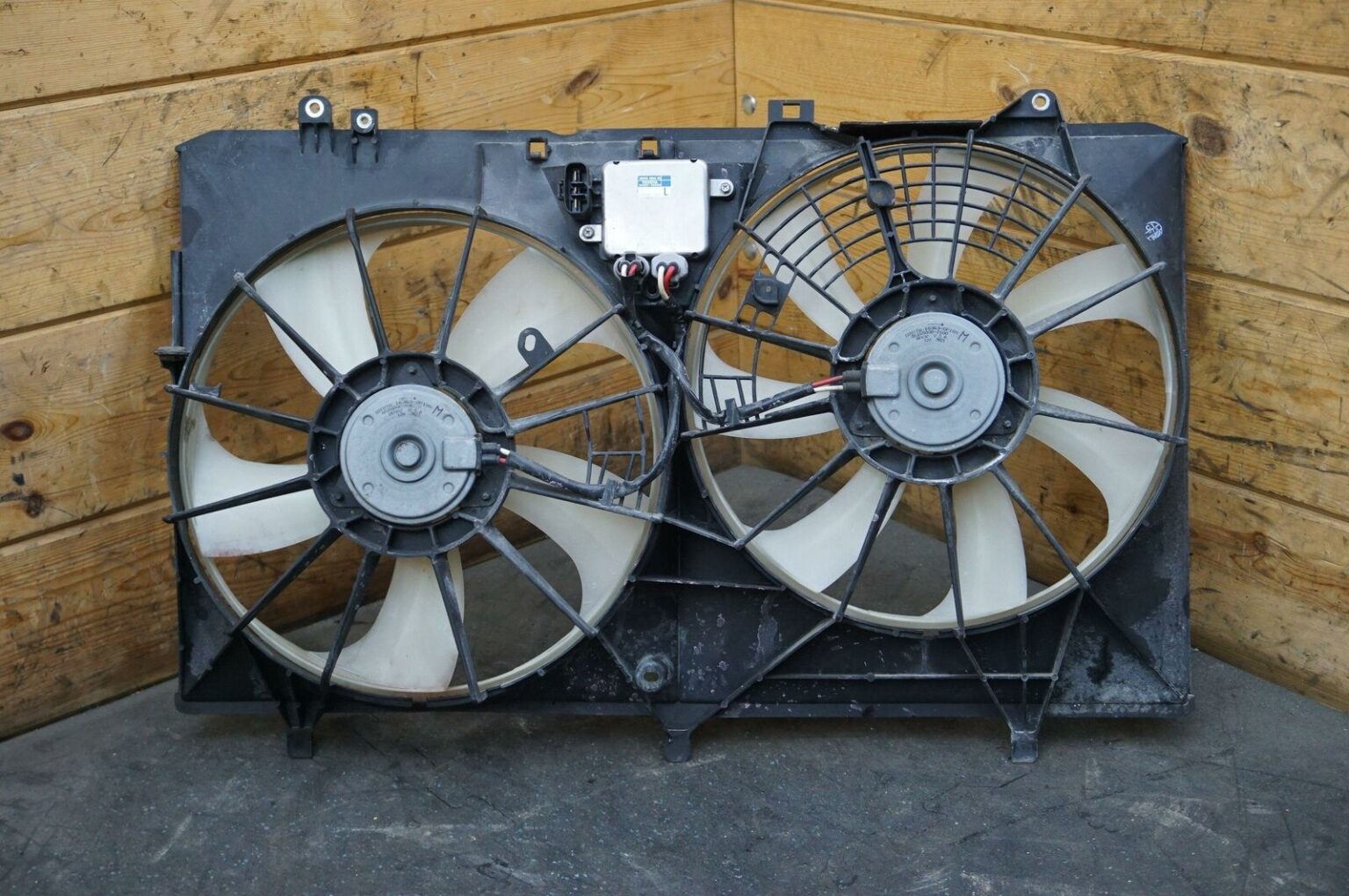 Radiator Fan Motor Tow Package 16363 0p180 16363 0p190 Oem Lexus Rx350 2010 15 Pacific Motors 5601