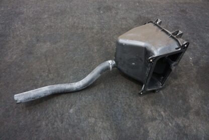 Engine Air Intake Cover Step Trim Shield OEM 81769900 Ferrari California 2008-14 - Image 4
