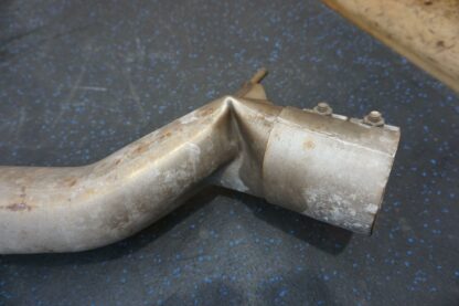 Center Exhaust Muffler Silencer Pipe 18307591696 Rolls Royce Ghost 2010 NOTE