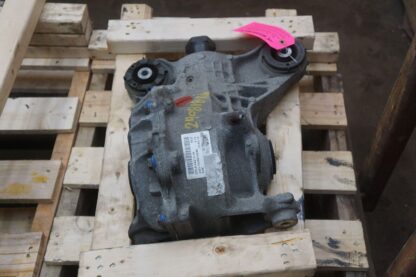 Rear Axle Differential Carrier OEM LR070146 Land Range Rover Sport L494 14-17 - Image 4