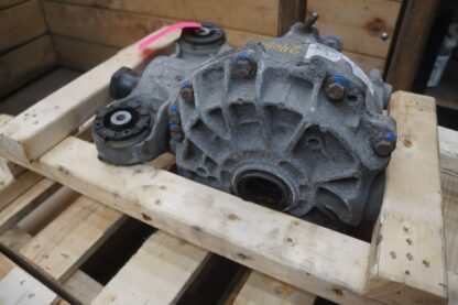 Rear Axle Differential Carrier OEM LR070146 Land Range Rover Sport L494 14-17 - Image 8