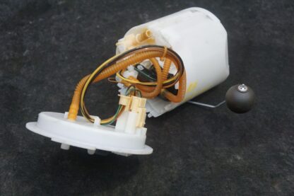 Rear Tank Mounted Fuel Gas Pump OEM 16117400693 Bmw 7 Series 750i G12 2016-2019 - Image 5