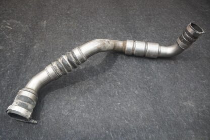 Intercooler Inlet Duct Hose Pipe 84536150 GMC Sierra Silverado 2500 3500 2017-19 - Image 2