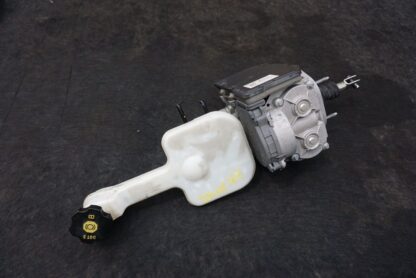 Power Brake Booster Master Cylinder OEM 1045523-00-C Tesla Model X 75D 2016-20 - Image 5