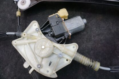 Rear Right Door Window Regulator Motor 670103666 Maserati Ghibli M157 2014-17+ - Image 7