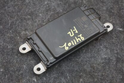 Front Radar Sensor Distronic Module ECU 1565709-01-G Tesla Model S Plaid 21-23