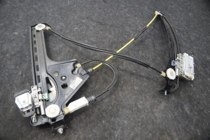 Front Left Driver Door Window Glass Regulator Motor 13A2047CP McLaren 570S 2018 - Image 2