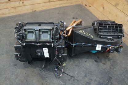 Heater AC Core Unit Assembly OEM 83357700 Ferrari California 2008-14 - Image 2