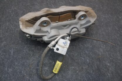 Front Left Brake Caliper Bracket Assembly Oem Ford Mustang Mr3z2b121c Gt 2016-22 - Image 7