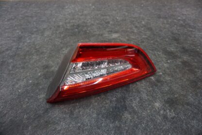 Rear Right Inner Tail Light Lamp 670009228 Maserati Quattroporte S M156 2014-17+