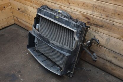 Electronic Cooling Fan Radiator Assembly LR084438 Land Range Rover Sport 2014-16 - Image 2