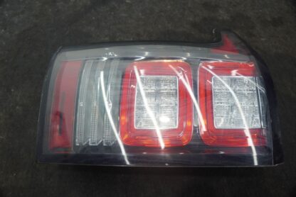 Rear Left Tail Light Lamp Assembly Red LED LR061584 OEM Range Rover L405 2013-17 - Image 2