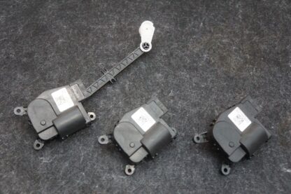 Set Of 3 AC Heater Flap Motor Actuator OEM 1500627-00-A Tesla Cybertruck 2024 - Image 5