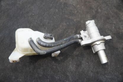 Brake Master Cylinder Pump Reservoir 262568 244010 OEM Ferrari 458 Spider Italia - Image 3