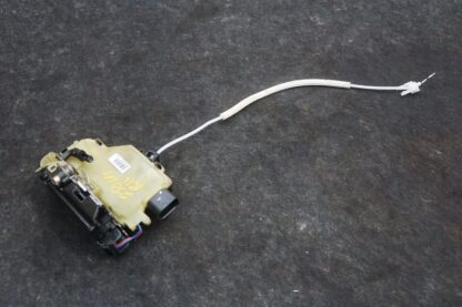 Right Door Latch Lock 99653754600 Porsche 911 Carrera Cabrio 996 1999-05 *Note* - Image 7