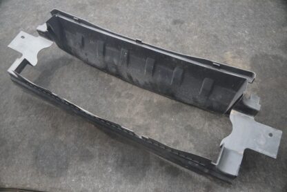 Front Radiator Support Lower Air Deflector Guide LR033415 Range Rover L405 13-17 - Image 4