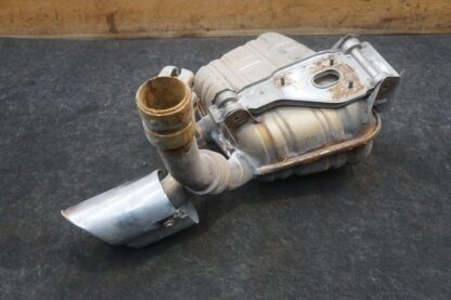 Rear Left Exhaust Muffler 99611113258 Porsche 911 Carrera Cabrio 996 04 *Note*