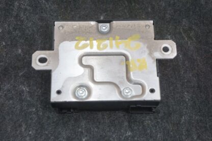 Fuel Pump Control Module ECU OEM 0009002218 Aston Martin Dbx 707 2023 - Image 3