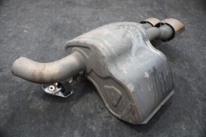 Rear Right Exhaust Muffler Tail Pipe 670103685 OEM Maserati Quattroporte M156 16 - Image 2