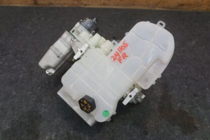 Thermal System Supermanifold Coolant Pump OEM 1725000-00-D Tesla Cybertruck 2024 - Image 5