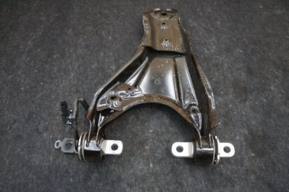 Rear Left Side Upper Control Arm OEM 1250421-00-C Tesla Cybertruck 2024 - Image 7