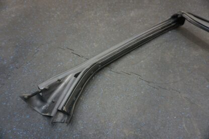 Front WindshieldWeatherstrip Rubber Gasket 69758000 OEM Ferrari California 2012 - Image 4