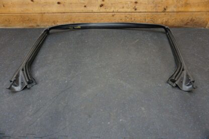 Front WindshieldWeatherstrip Rubber Gasket 69758000 OEM Ferrari California 2012