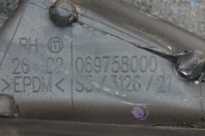 Front WindshieldWeatherstrip Rubber Gasket 69758000 OEM Ferrari California 2012 - Image 8