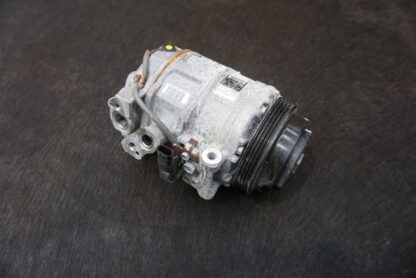 A/C Air Compressor Assembly OEM A0008304702 Mercedes SL63 AMG R232 2022-24 - Image 2