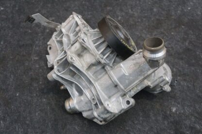 Engine Water Cooling Pump OEM 11518054857 Bmw M3 Competition G80 2021-2024 - Image 3