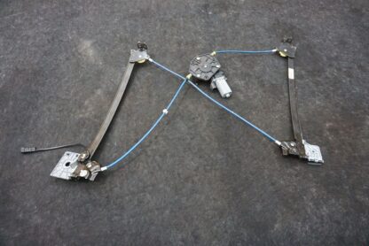 Front Right Door Window Regulator Motor 69912100 Maserati GranTurismo S 2008-18 - Image 2