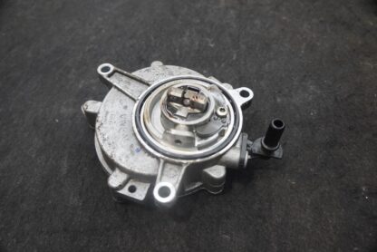 Vacuum Pump 9A714510008 06M145100L OEM Porsche Panamera 971 2017-23 Cayenne - Image 2