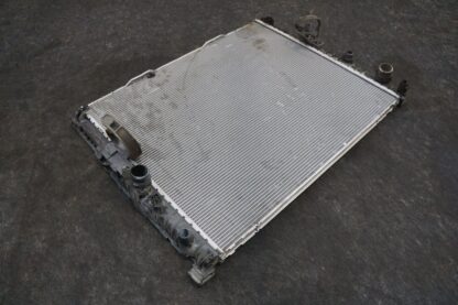 Rear Main Engine Cooling Radiator 17118743665 Bmw 7 Series 750i G12 16-19 *Note* - Image 9